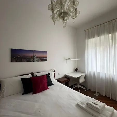 Apartament Bocconi - Porta Romana 4 Da Letto Con 2 Bagni Privati *