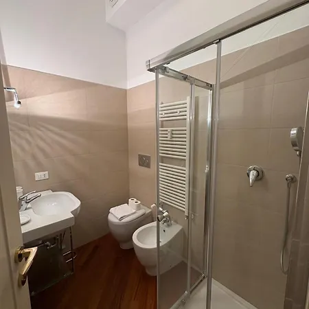 Apartament Bocconi - Porta Romana 4 Da Letto Con 2 Bagni Privati